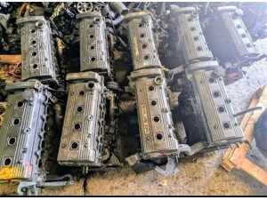 Toyota Corolla çıkma silindir kapağı