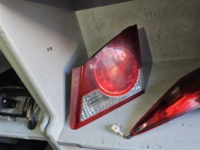 Honda Civic Fd6 çıkma stop camı Honda Civic Fd6 çıkma stop camı