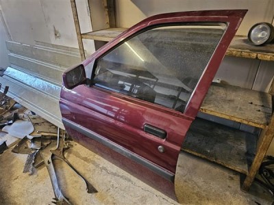 Ford Escort sol ön kapı Ford Escort sol ön kapı