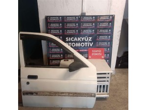 Ford Escort sağ ön kapı beyaz