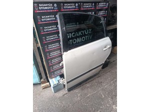 Volkswagen Passat 1998 b5 sol arka kapı beyaz
